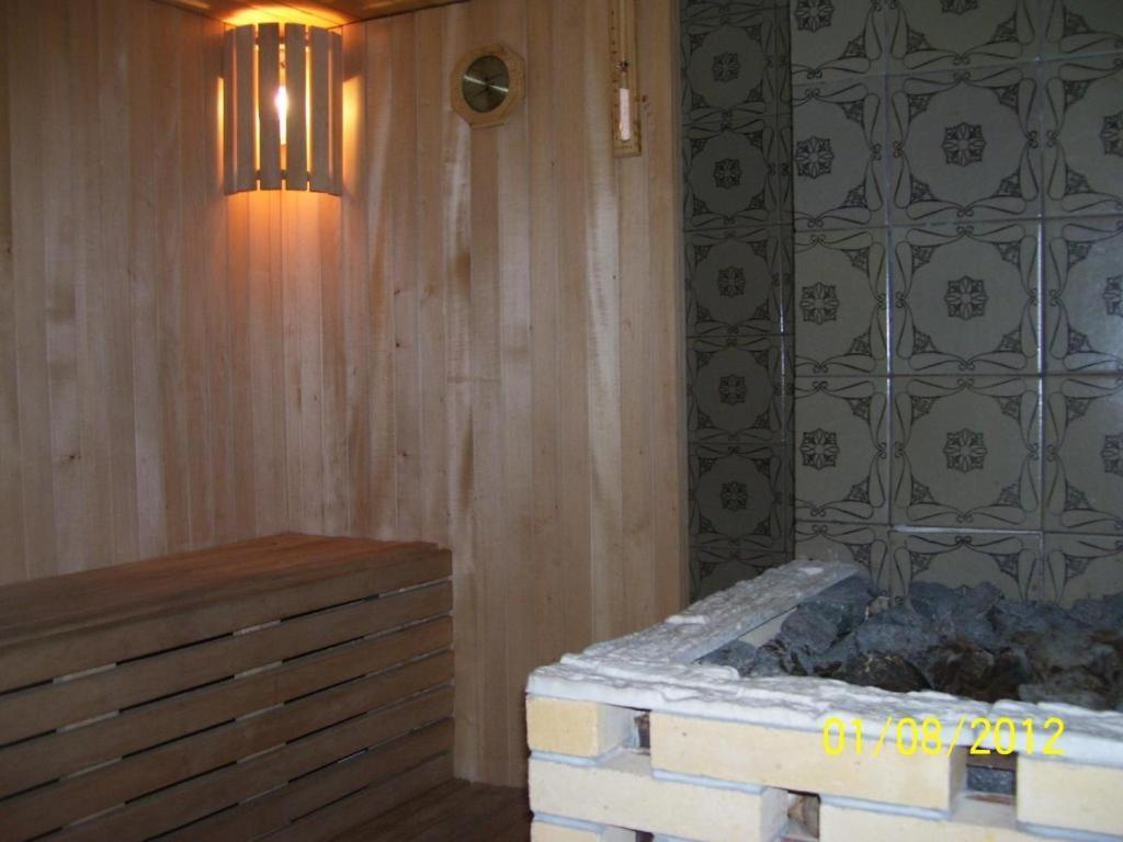 Pirtis Prie Neries Jonava Hotel Luaran gambar